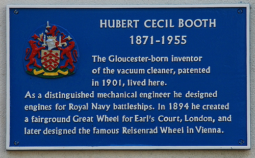 Blue plaque to Hubert Cecil Booth on Park House in Montpellier, Gloucester