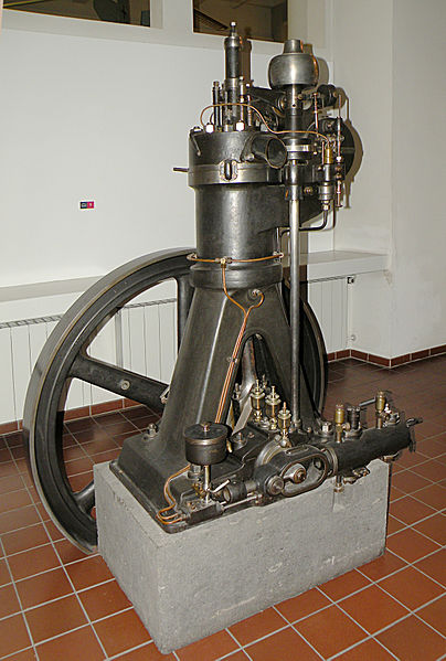 First Rudolph Diesel motor