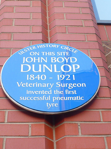 Dunlop plaque in Belfast